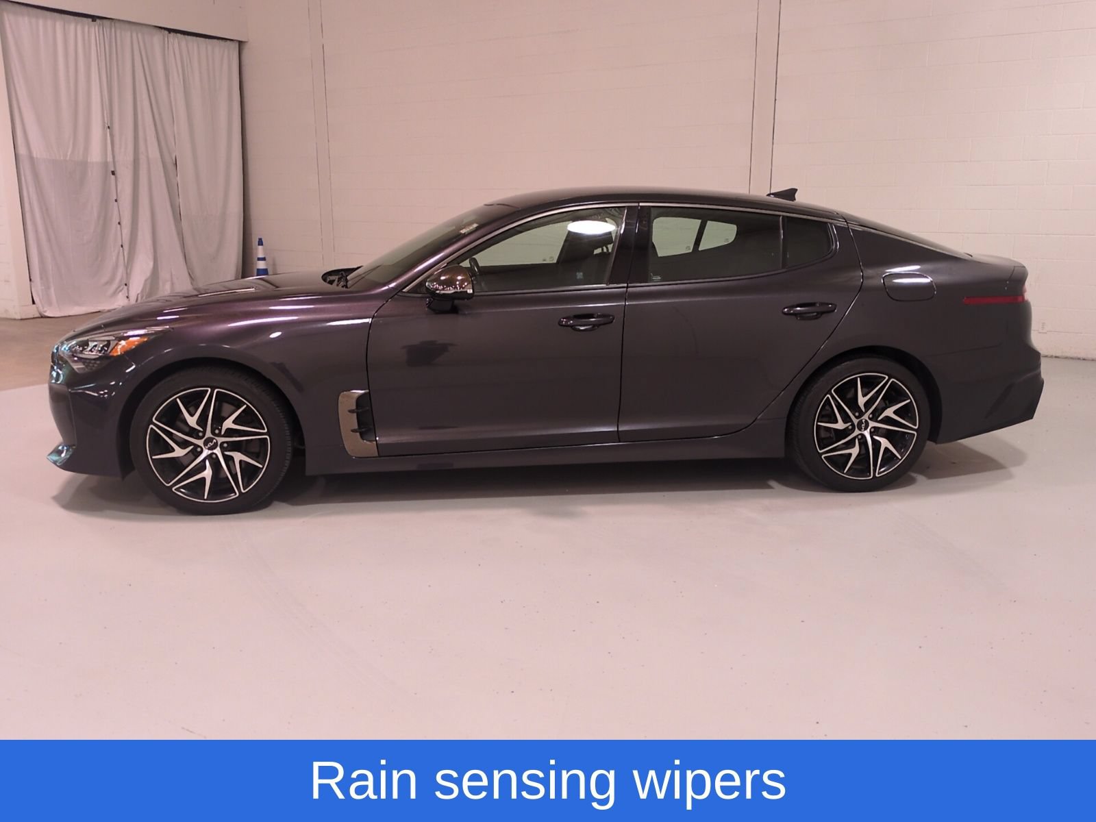Certified 2023 Kia Stinger GT-Line AWD/4WD image 7