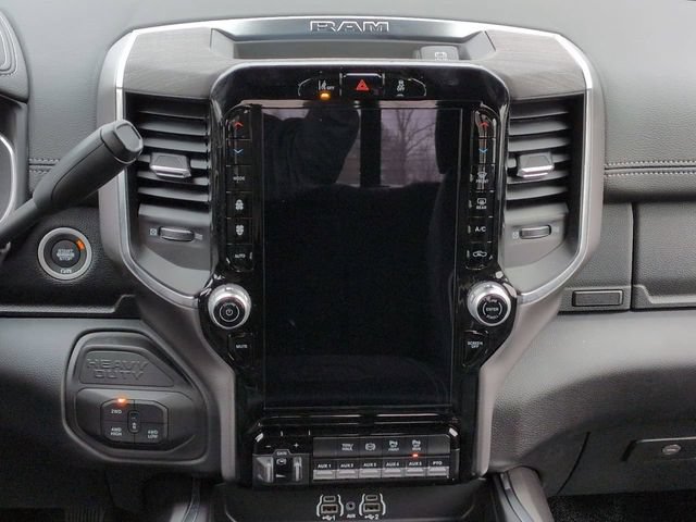 New 2026 RAM 5500 4x4 Crew Cab w/ Laramie Trim Package image 20