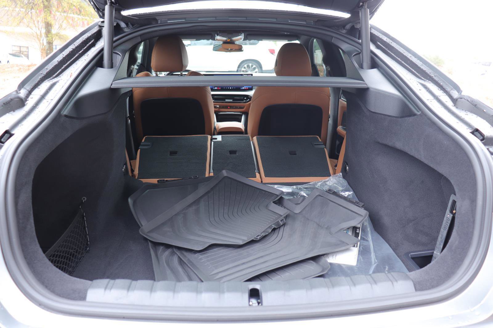 Certified 2025 BMW 430i w/ Premium Package image 17