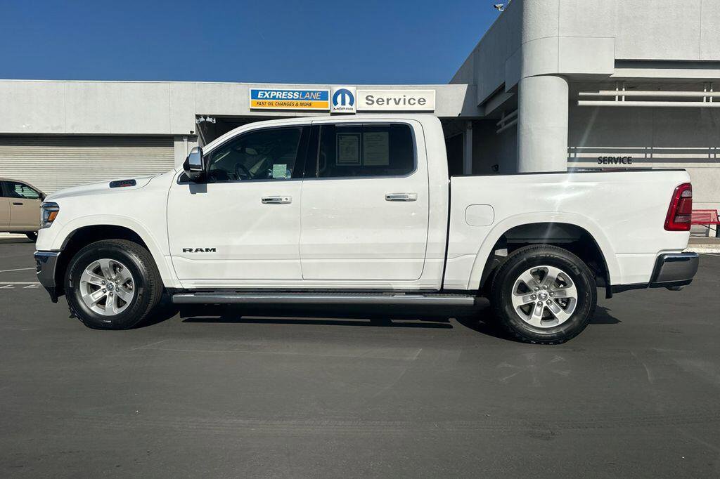 Used 2022 RAM 1500 Laramie AWD/4WD image 7