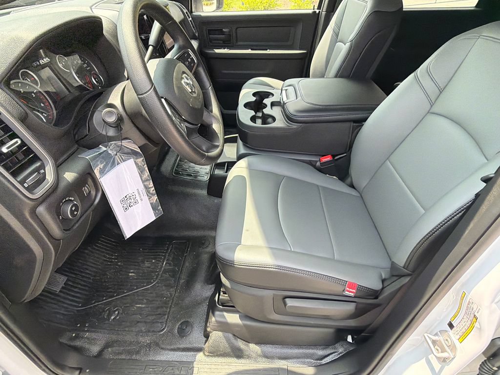 New 2026 RAM 5500 Tradesman AWD/4WD image 9