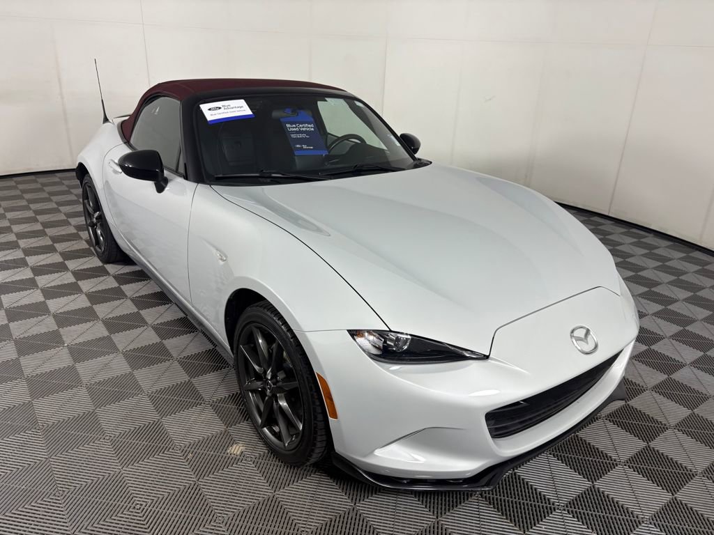 Used 2018 MAZDA MX-5 Miata Club image 1