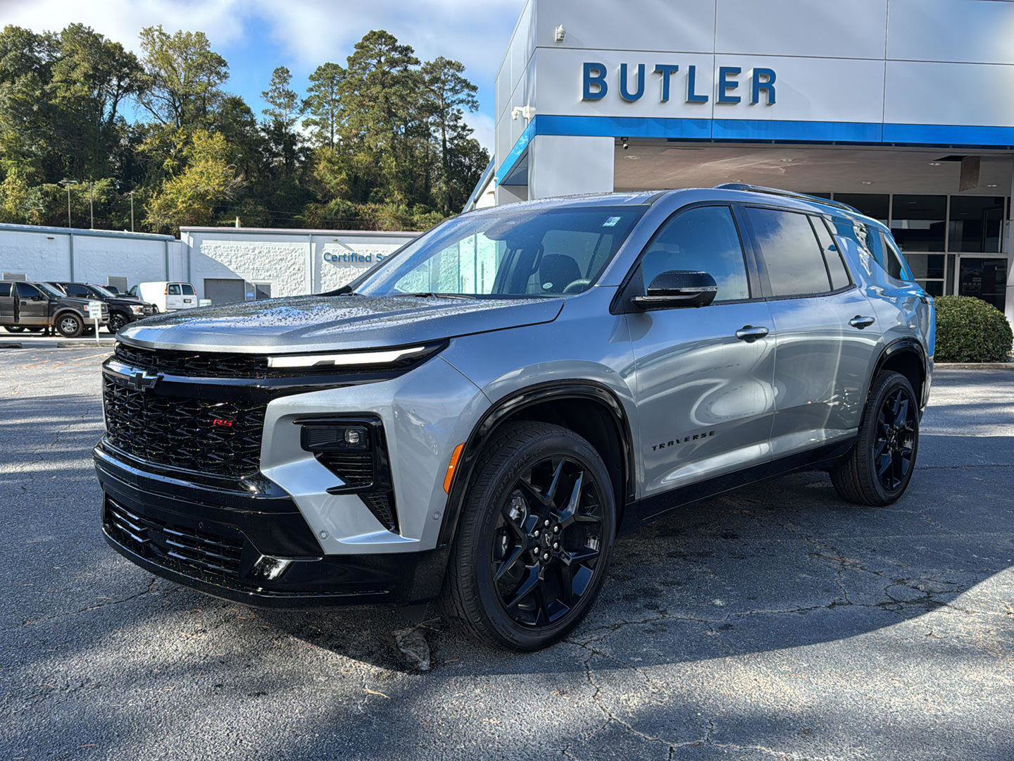 New 2026 Chevrolet Traverse RS image 2