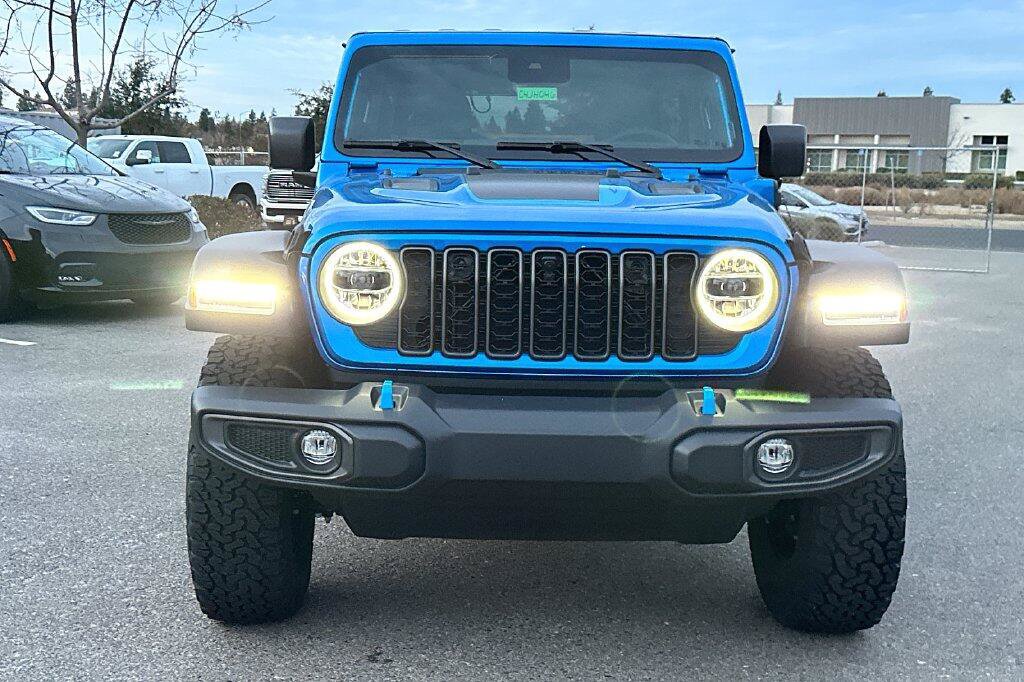 New 2024 Jeep Wrangler Unlimited Rubicon 4xe w/ Technology Group AWD/4WD image 6