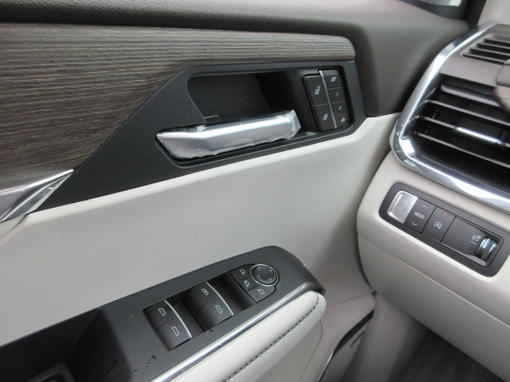 New 2025 GMC Acadia Denali image 21