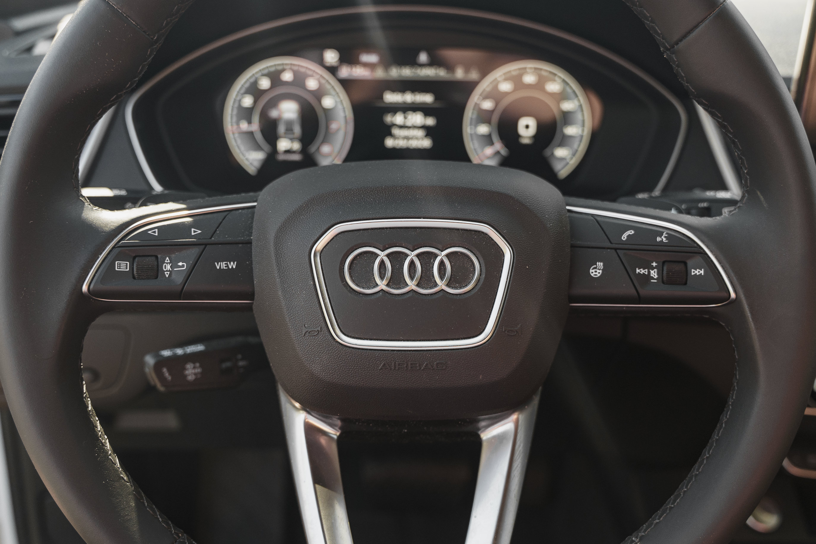 Certified 2025 Audi Q5 2.0T Premium Plus w/ Premium Plus Package AWD/4WD image 15