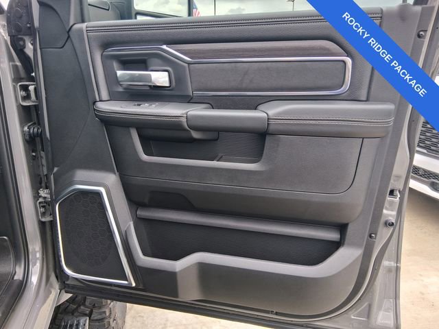 New 2026 RAM 2500 Laramie w/ Night Edition AWD/4WD image 24