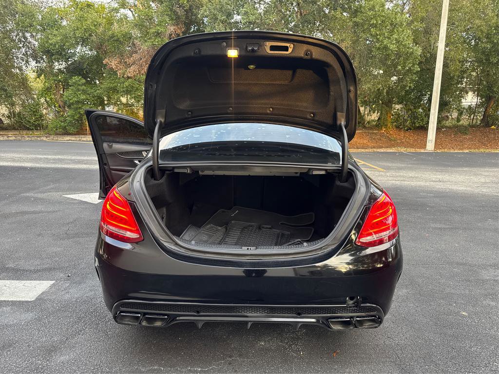 Used 2015 Mercedes-Benz C 300 4MATIC Sedan image 11