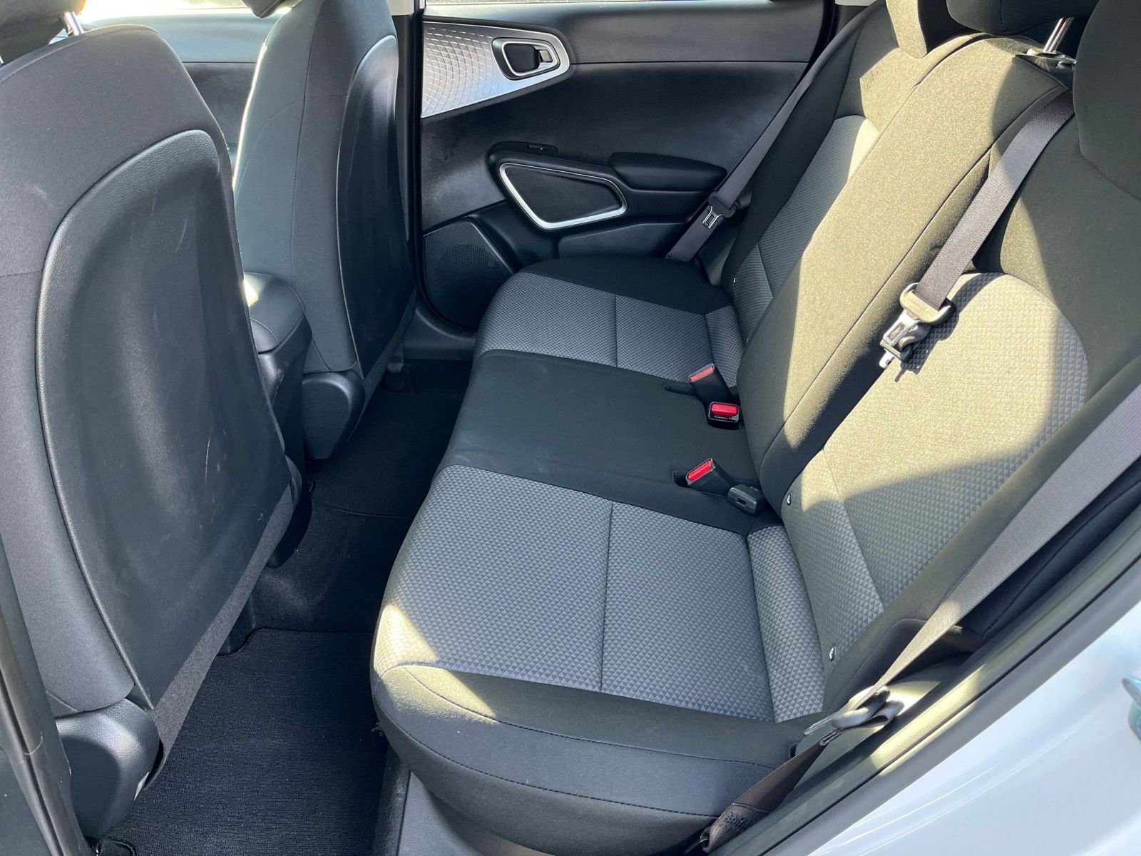 Used 2025 Kia Soul LX w/ LX Technology Package image 22