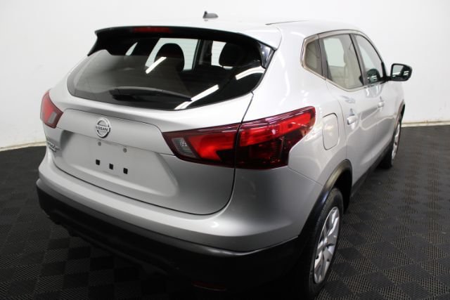 Used 2018 Nissan Rogue Sport S FWD image 7