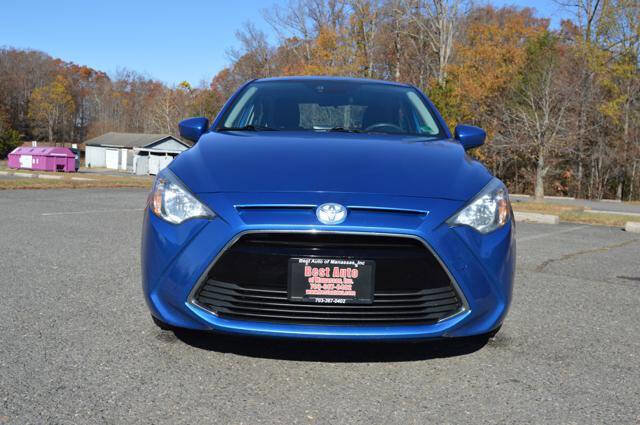 Used 2017 Toyota Yaris iA image 2