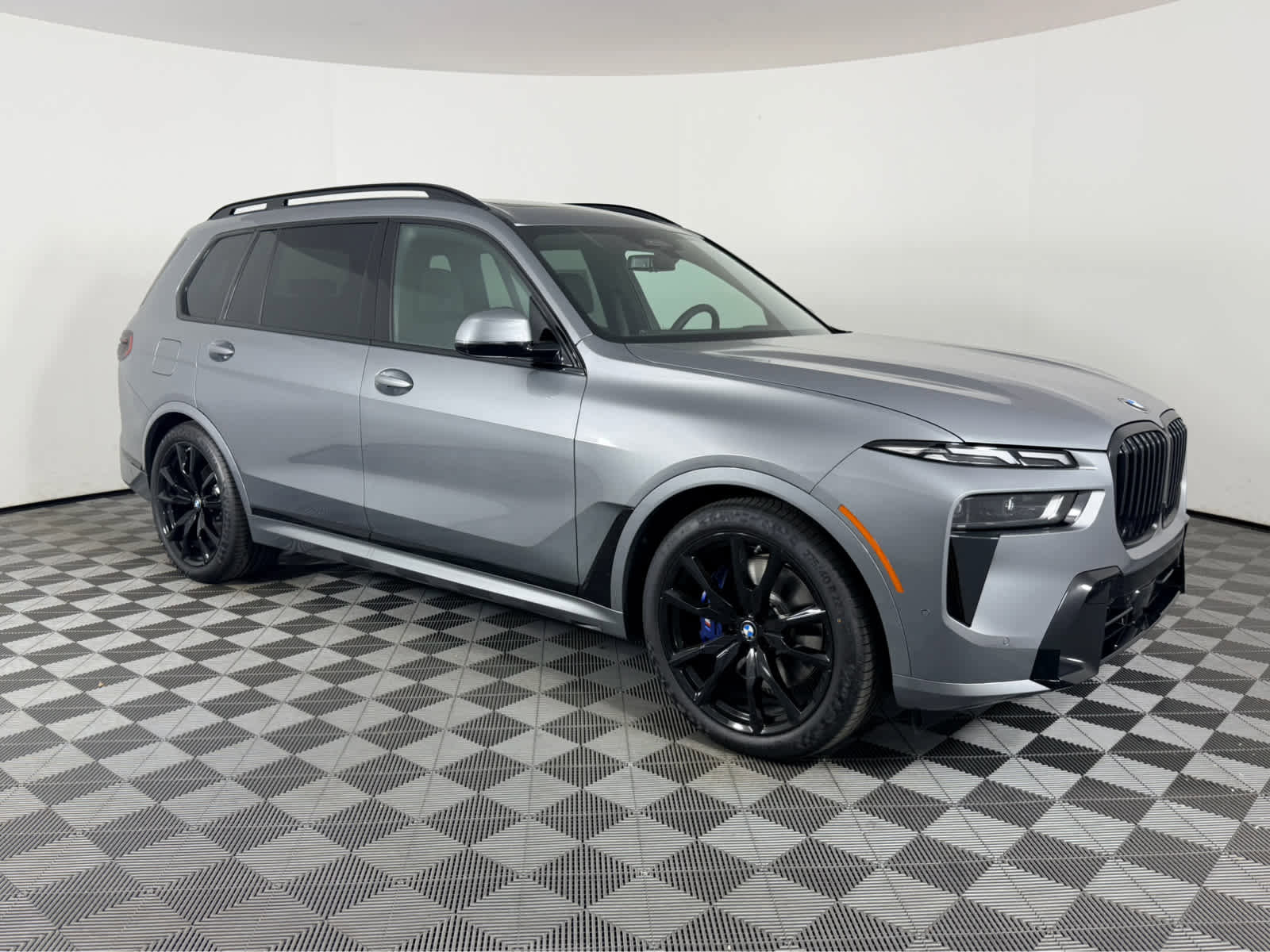 New 2026 BMW X7 xDrive40i w/ M Sport Package image 1