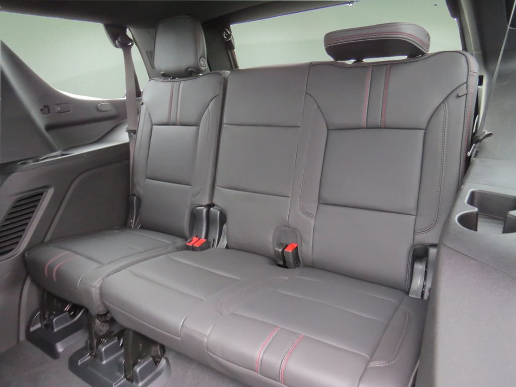 Used 2024 Chevrolet Tahoe RST RWD image 16
