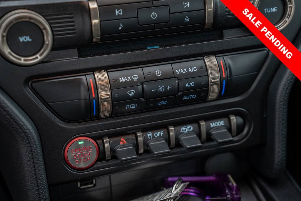 Used 2021 Ford Mustang Shelby GT500 w/ Technology Package image 47