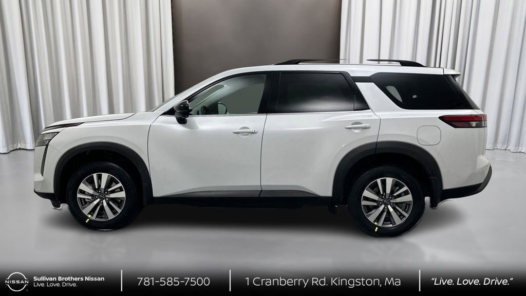 New 2026 Nissan Pathfinder SL image 8