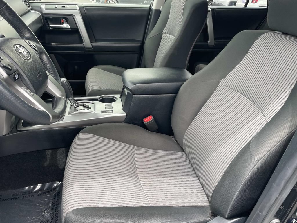 Used 2022 Toyota 4Runner SR5 RWD image 20