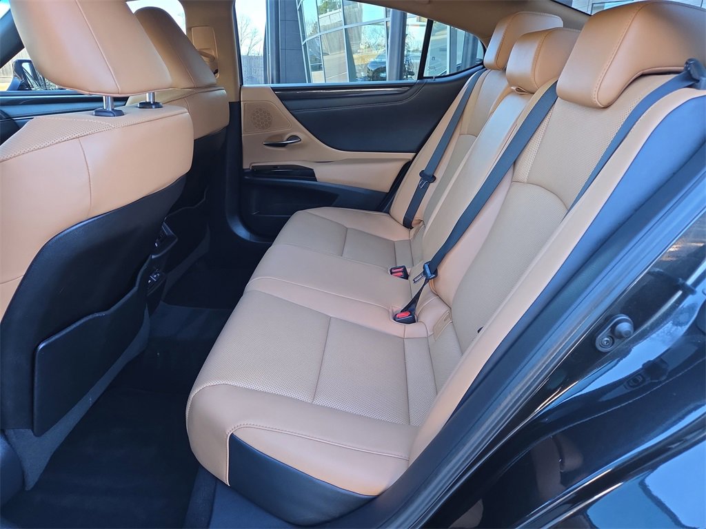 Used 2022 Lexus ES 350 image 11