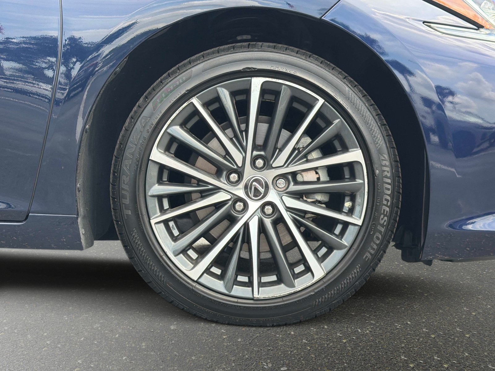 Used 2022 Lexus ES 350 w/ Premium Package FWD image 20