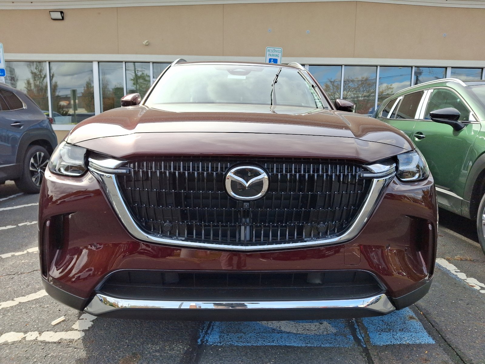 New 2025 MAZDA CX-90 Plug-In Hybrid w/ Premium Plus image 2