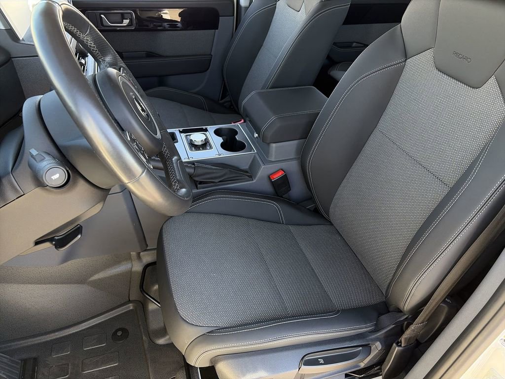 Used 2024 INEOS Grenadier image 7