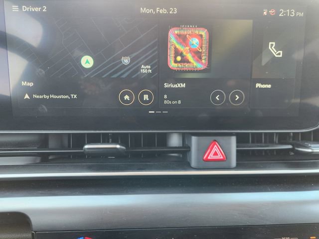 Used 2025 Kia Carnival image 16