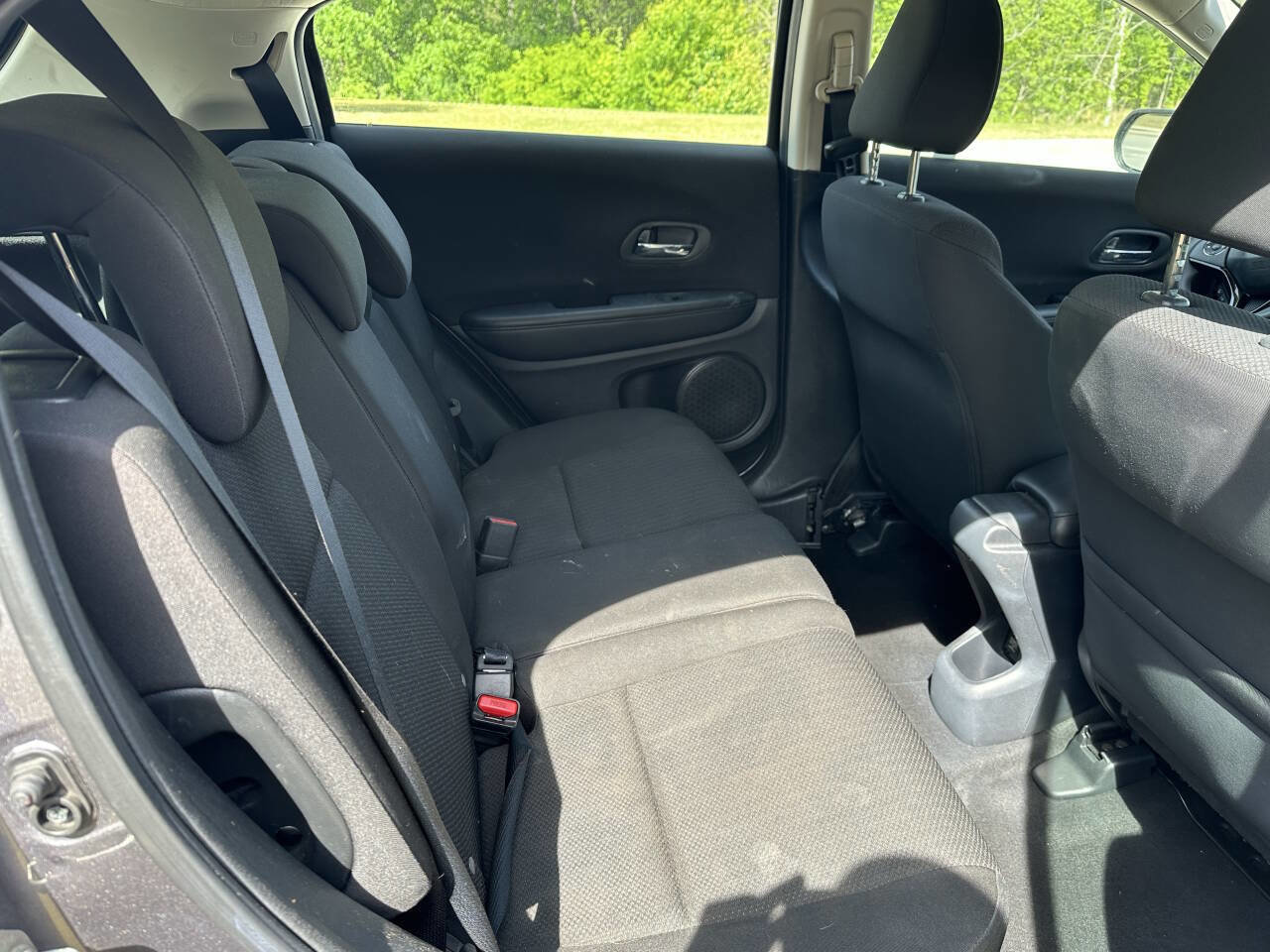 Used 2017 Honda HR-V LX image 13