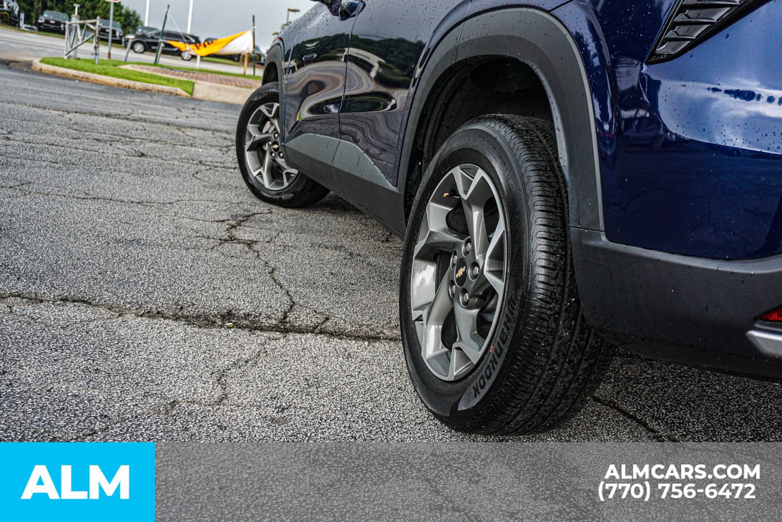Used 2024 Chevrolet Trax LT w/ LT Convenience Package FWD image 13