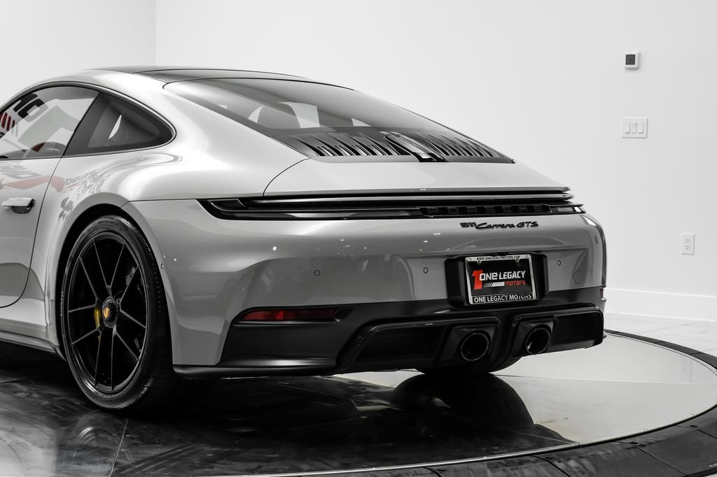 Used 2026 Porsche 911 Carrera GTS RWD image 15