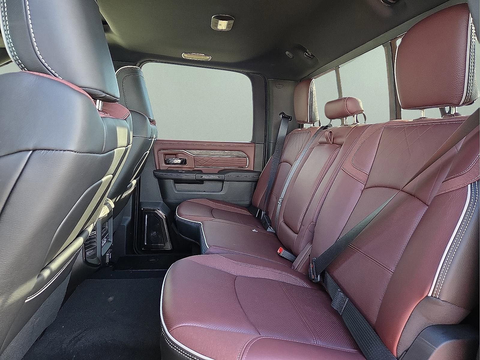 New 2026 RAM 3500 Limited image 10