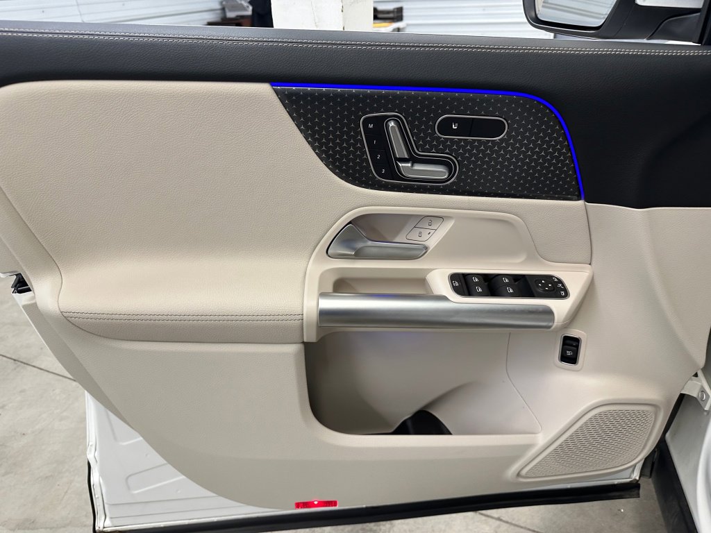 Used 2024 Mercedes-Benz GLA 250 4MATIC image 3