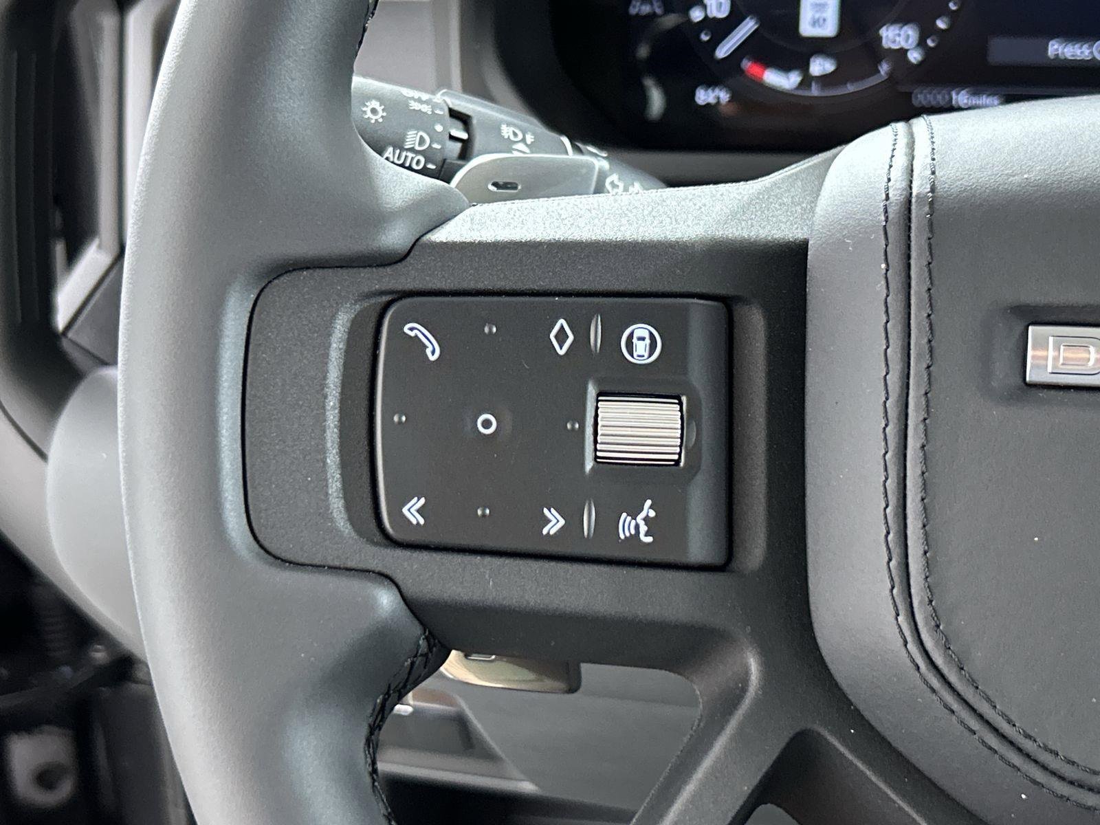 New 2025 Land Rover Defender 130 V8 image 12