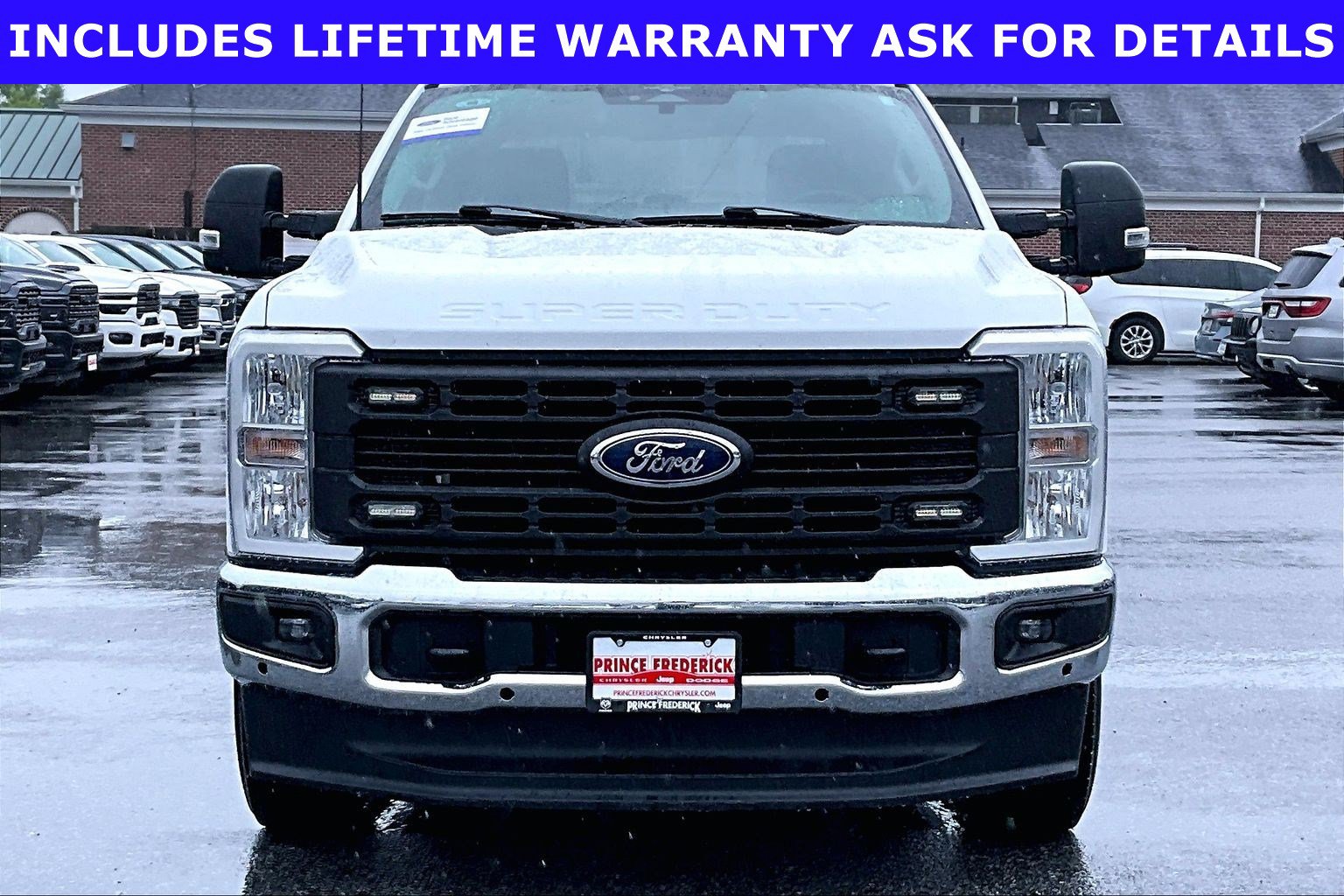 Used 2023 Ford F250 XL AWD/4WD image 2