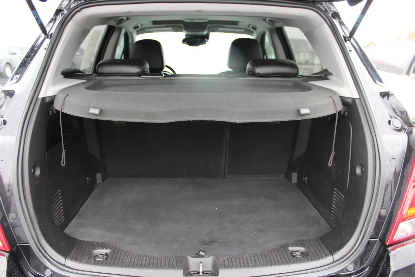 Used 2020 Chevrolet Trax Premier AWD/4WD image 26