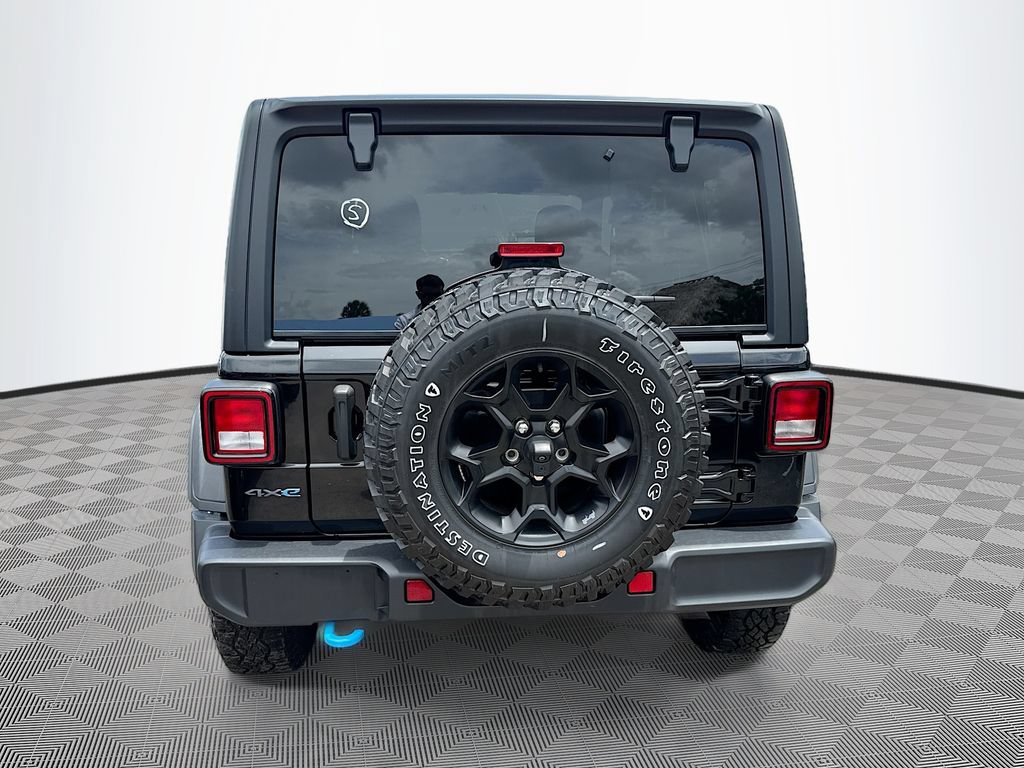 Used 2023 Jeep Wrangler Unlimited w/ Cold Weather Group AWD/4WD image 7
