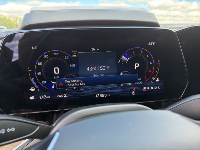 Used 2025 Chevrolet Suburban High Country AWD/4WD image 32
