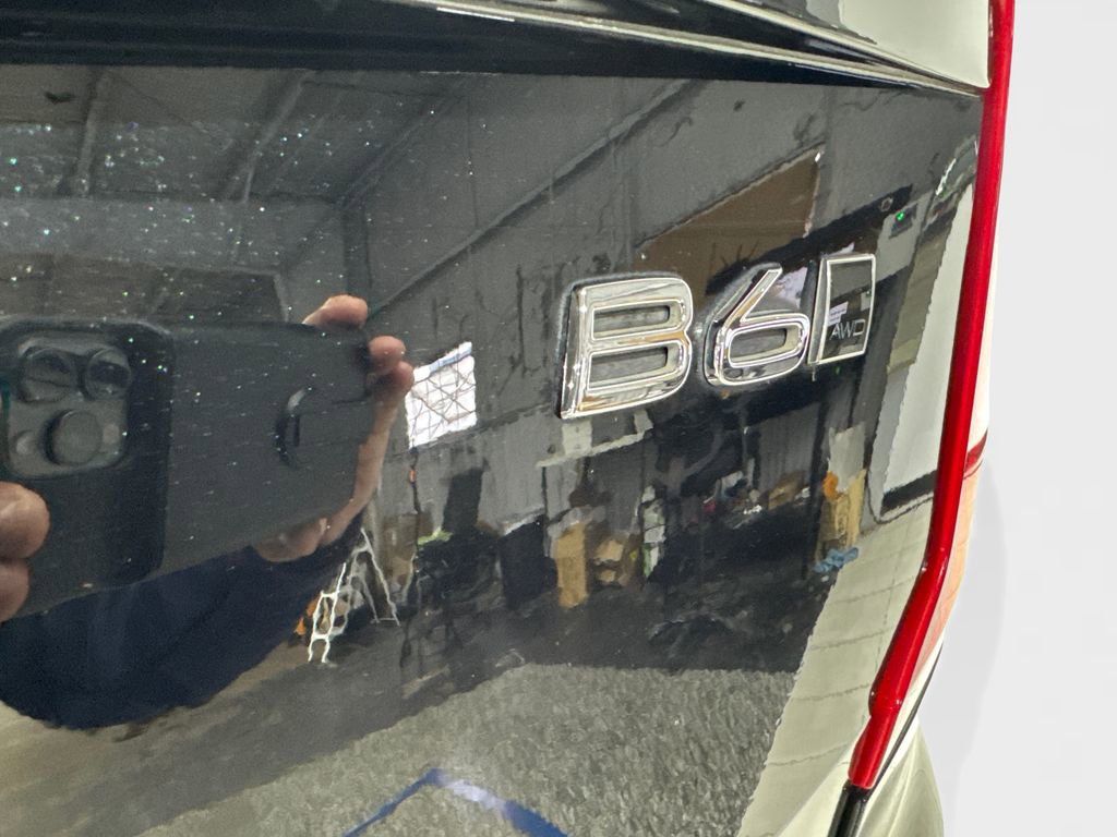 Used 2023 Volvo XC90 B6 Plus image 24