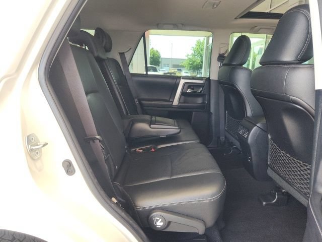 Certified 2016 Toyota 4Runner Limited AWD/4WD image 27