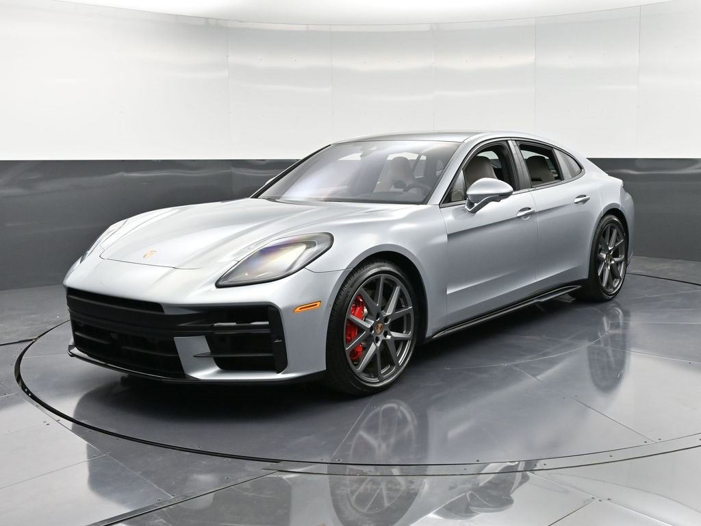 New 2026 Porsche Panamera GTS image 1