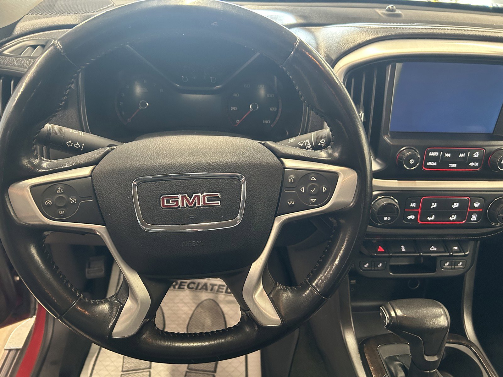 Used 2016 GMC Canyon SLT image 22