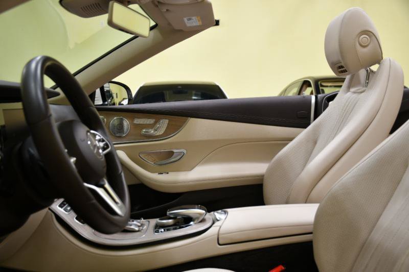 Used 2019 Mercedes-Benz E 450 4MATIC Cabriolet image 33