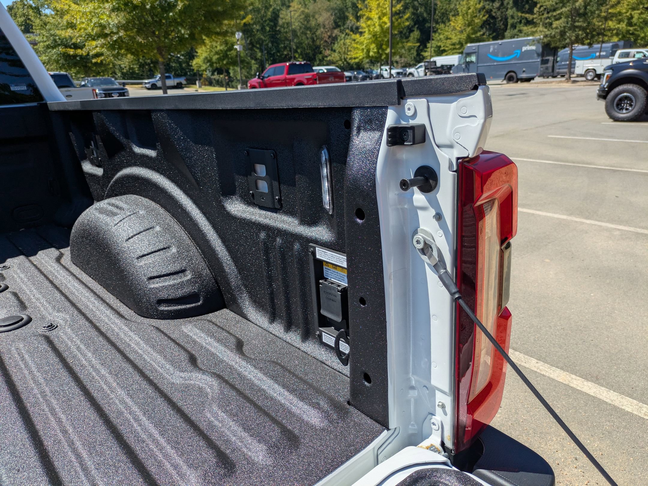 New 2026 Ford F250 Platinum w/ Tremor Off-Road Package image 37