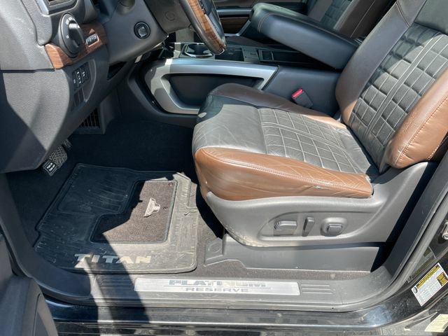 Used 2017 Nissan Titan Platinum Reserve AWD/4WD image 9
