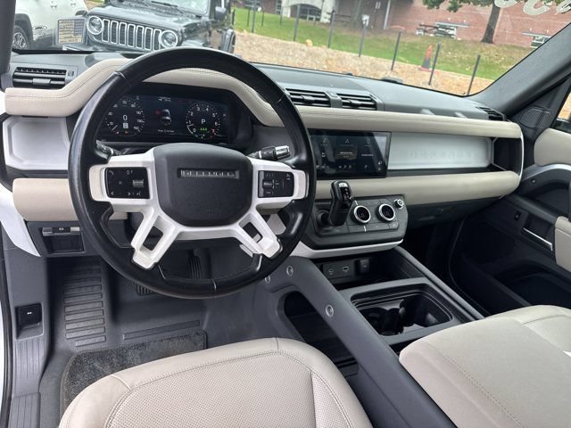 Used 2021 Land Rover Defender 90 S AWD/4WD image 22