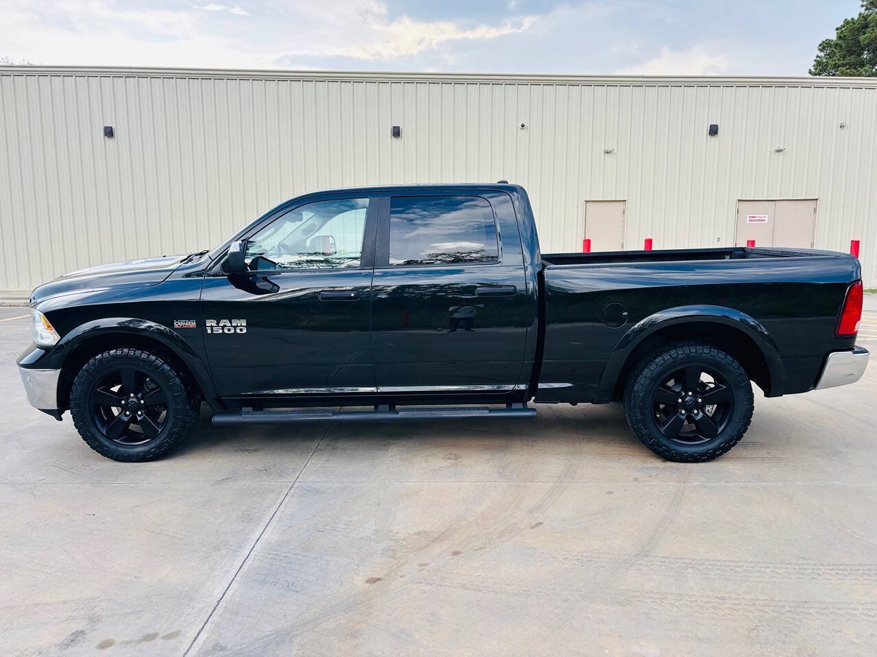 Used 2017 RAM 1500 Outdoorsman AWD/4WD image 6