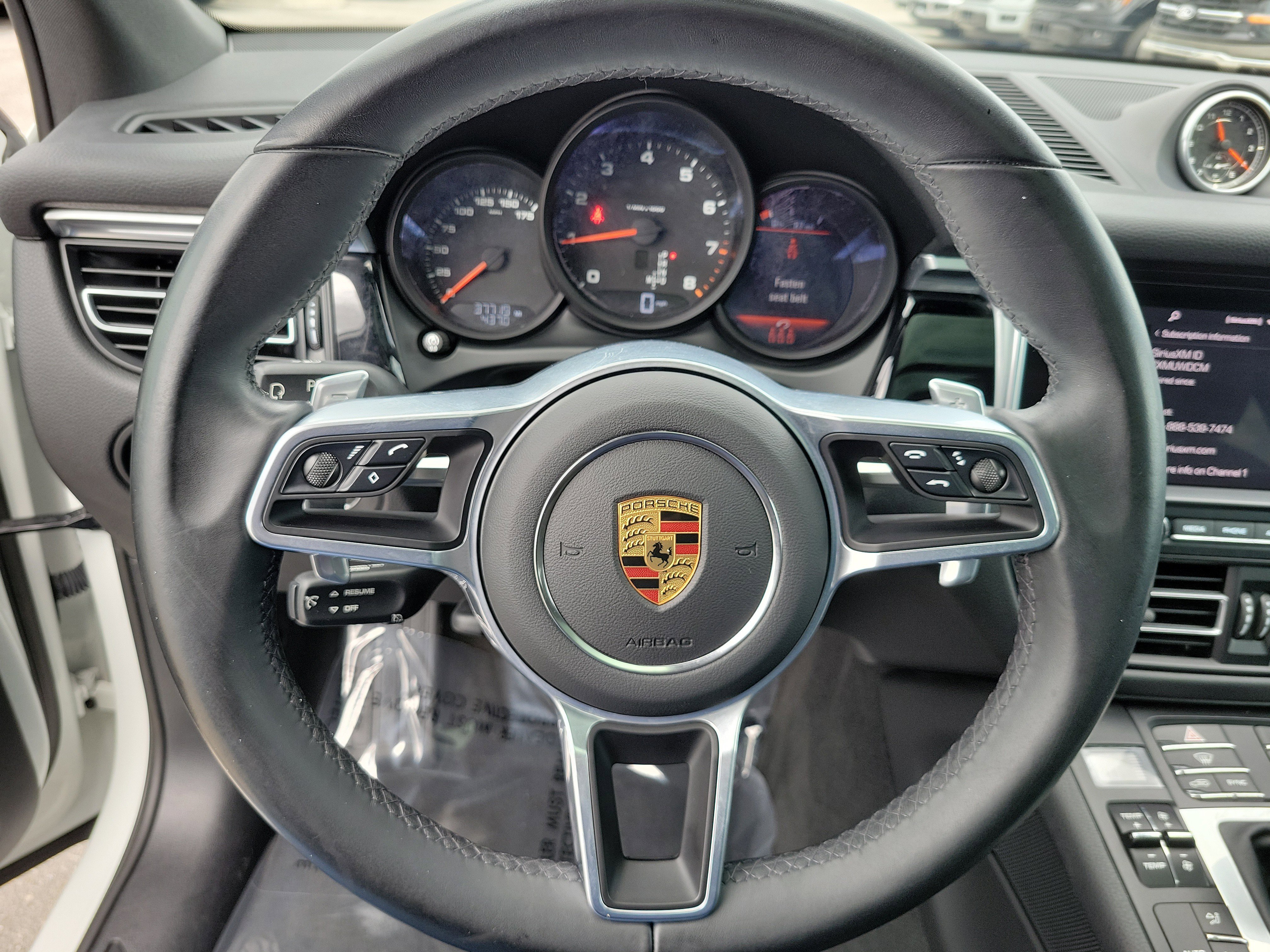 Used 2021 Porsche Macan AWD/4WD image 27