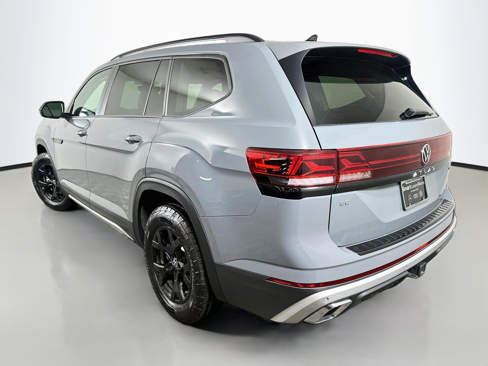 Used 2026 Volkswagen Atlas Peak Edition AWD/4WD image 5