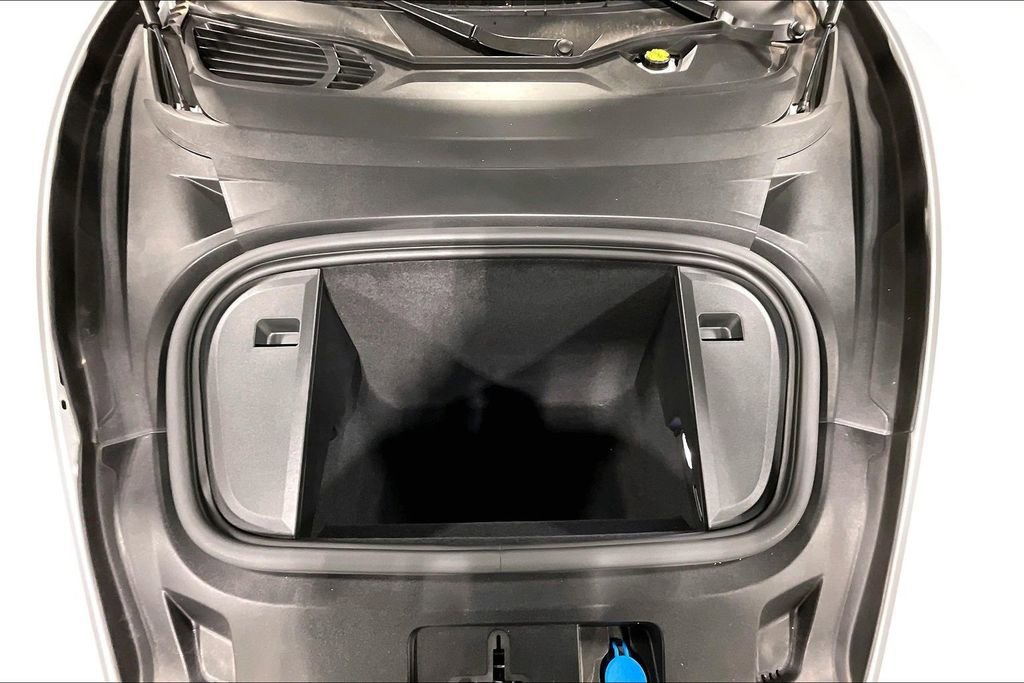 Used 2022 Porsche Taycan 4 Cross Turismo image 12