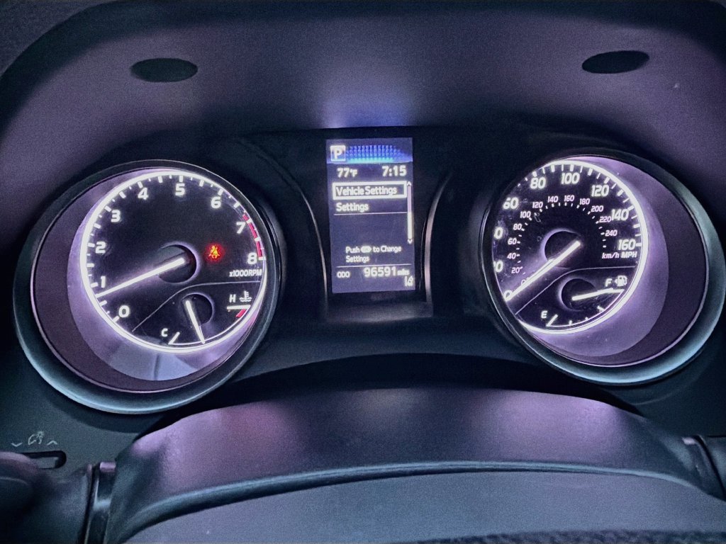 Used 2022 Toyota Camry SE FWD image 37