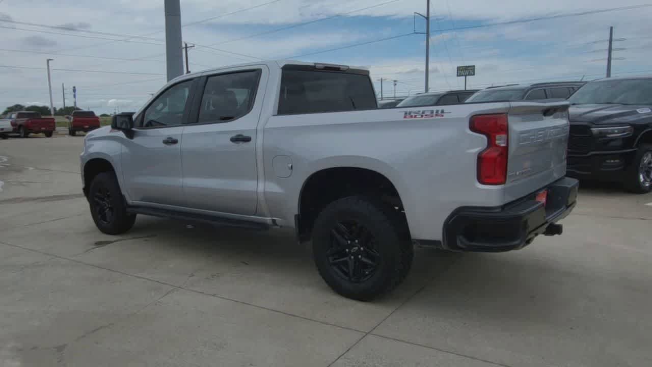 Used 2022 Chevrolet Silverado 1500 LT Trail Boss w/ Safety Package AWD/4WD image 6