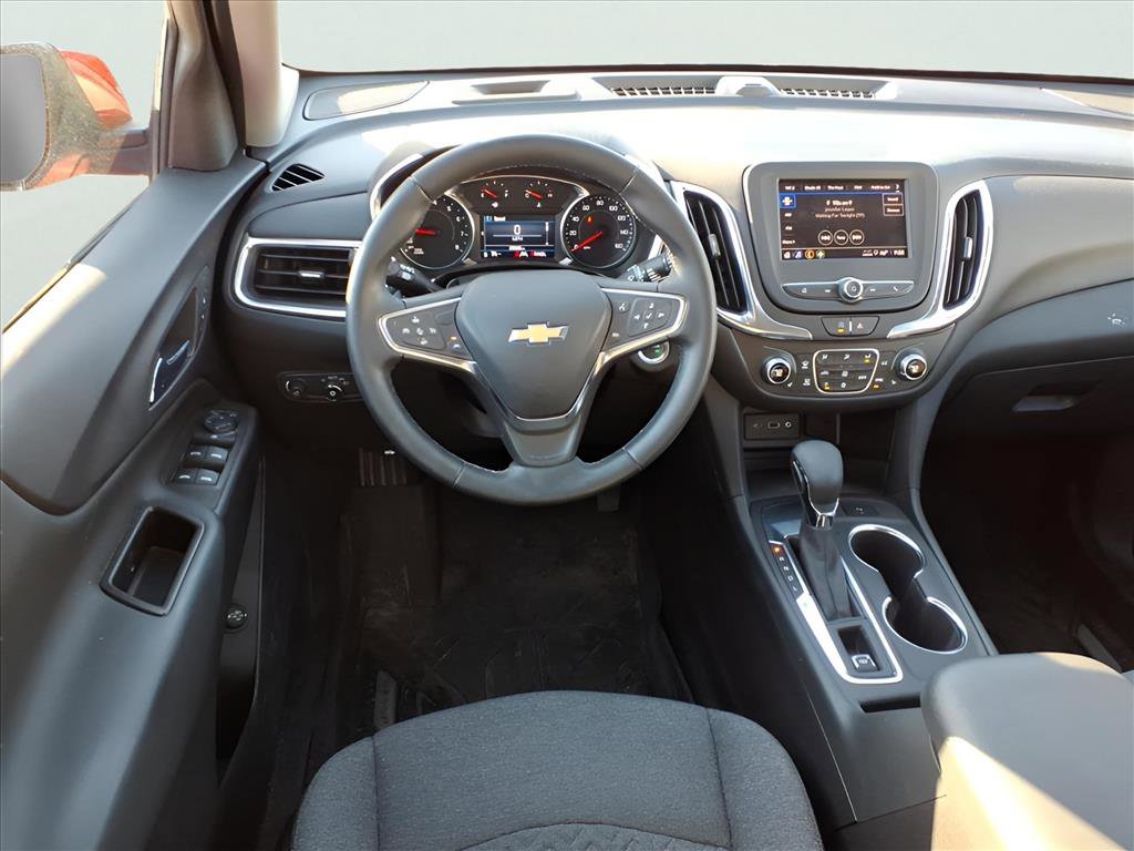 Used 2024 Chevrolet Equinox LT w/ LPO, Floor Liner Package image 7